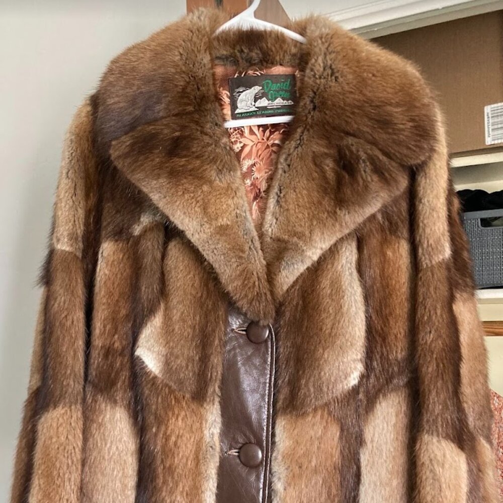 David Green Master Alaska Furrier Custom Made Womens Vintage Real Fur Coat